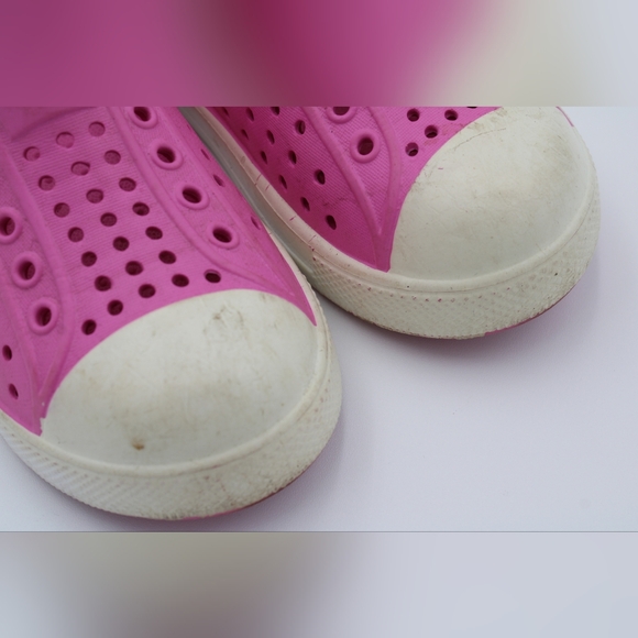 Girls Size 29 (US 11.5) Pink & Cream Low Top Shoes - Picture 6 of 7